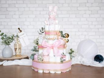 Beispiel einer professionell gefertigten, dekorierten Windeltorte