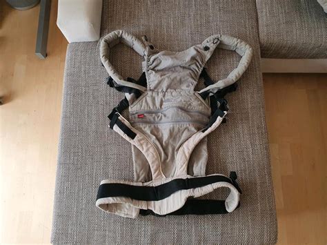 Detailaufnahme eines Stegverkleinerers für Manduca Babytragen