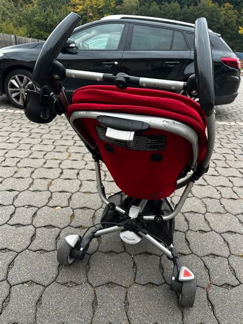 Schema zur Funktionsweise des Quinny Zapp Reisesystems mit Autositz und Basis