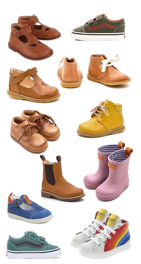 Collage aus verschiedenen Kinderschuhen: Lauflernschuhe, Sneaker, Winterstiefel, Sandalen