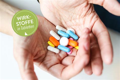 Nahaufnahme der Inotyol-Salbe mit Hervorhebung der Wirkstoffe