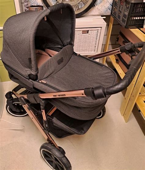Collage aus verschiedenen ABC Design Kinderwagenmodellen in Orangetönen