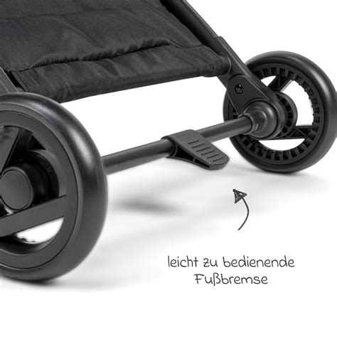 Ansicht des Osann Vegas mit ausgefahrenem Verdeck und aufklappbarem Bügel