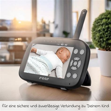 Produktübersicht des Reer BeeConnect Babyphones mit Eltern- und Babyeinheit
