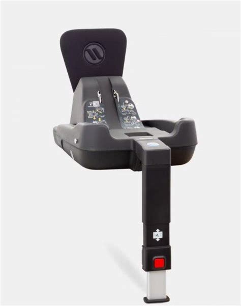 Schema zur korrekten Montage einer Babyschale auf einer Isofix-Basis