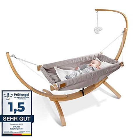 Schema zur Gegenüberstellung von Babywiege und Babybett mit ihren Hauptmerkmalen