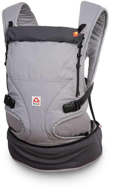 Detailaufnahme der Ruckeli Basic Slim Babytrage mit Fokus auf die verstellbaren Gurte
