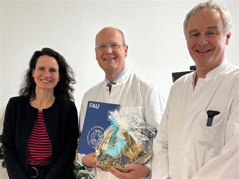 Porträt von Prof. Dr. Tamme Goecke mit Klinikleitung