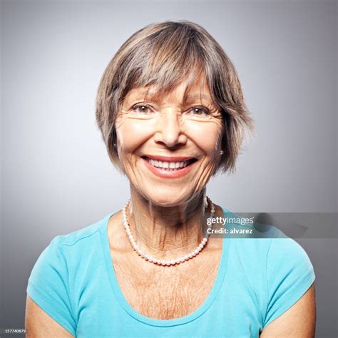 Porträt von Dr. Monika Liebrand mit einem freundlichen Lächeln
