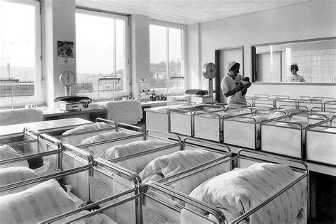 Geburtsstatistik und Operationszahlen der Frauenklinik