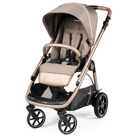 Skizze eines modularen Kinderwagensystems von Peg Perego mit verschiedenen Aufsätzen
