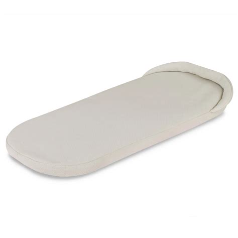 Detailaufnahme der Babywanne des ABC Design Viper 4 mit atmungsaktiver Matratze
