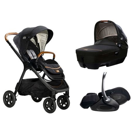 Joie Calmi R129 auf einem Joie Vinca Kinderwagengestell montiert.