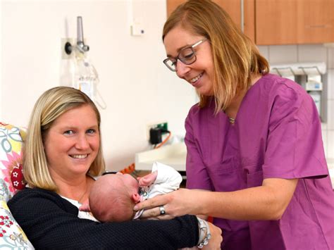 Porträt von Hebamme Anne Klar-Tranel