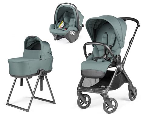 Illustration eines modularen Systems mit Kinderwagen, Buggy und Autositz von Peg Perego