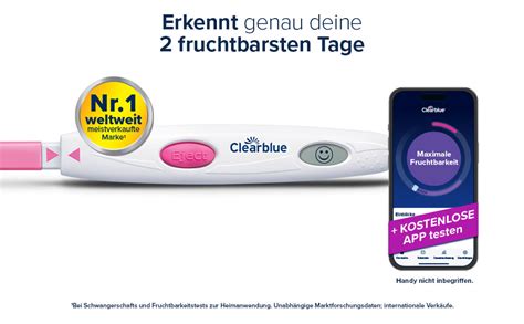 Nahaufnahme des Clearblue Ovulationstests Digital mit einem lächelnden Smiley auf dem Display