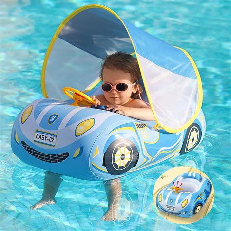 Vergleich verschiedener Babyschwimmring-Designs mit unterschiedlichen Funktionen (Sitz, Sonnendach)