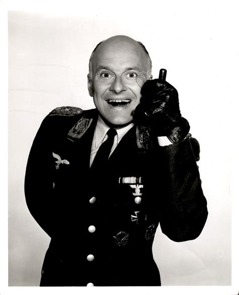 Werner Klemperer als Oberst Klink in
