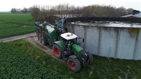 Schema zur Förderung der Bodenfruchtbarkeit durch organische Düngung und Mulchen