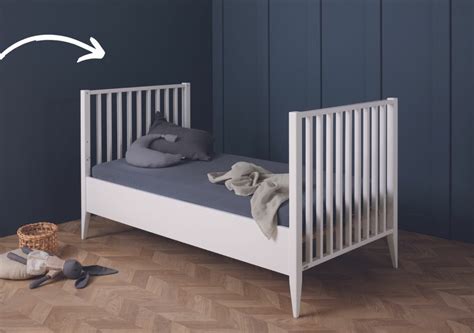 Schema des Umbaus eines PAIDI Babybettes zum Juniorbett mit Sicherheits-Set