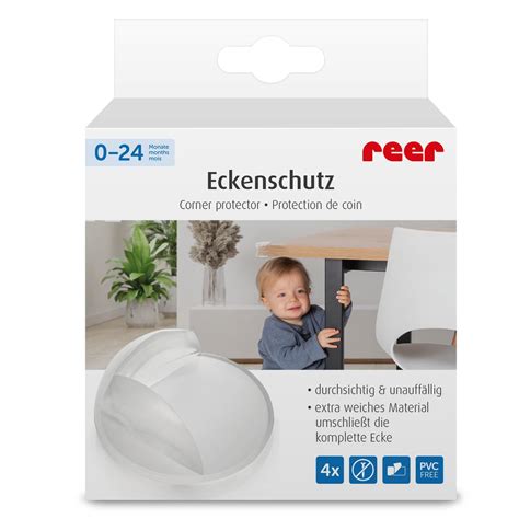 Detailaufnahme verschiedener kleiner Sicherheitsprodukte von reer wie Eckenschutz, Steckdosenschutz, Schranksicherung.