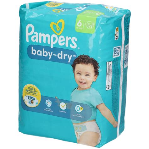 Eine Nahaufnahme einer geöffneten Packung Pampers Windeln, die einen chemischen Geruch vermuten lässt.