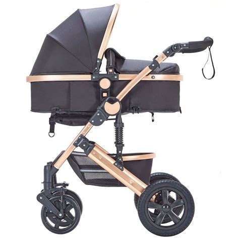 Auswahl an Kinderwagen verschiedener Marken