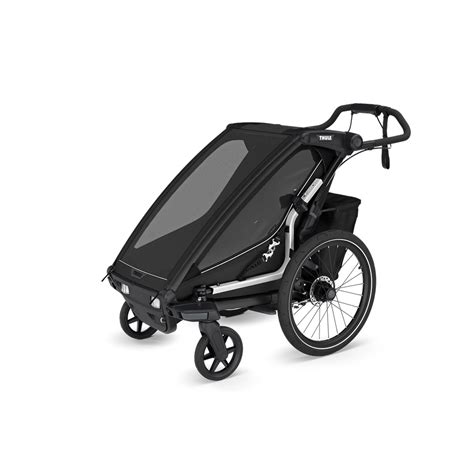 Innenansicht des Thule Chariot Sport 2 mit Fokus auf den ergonomischen Sitzen und Belüftung