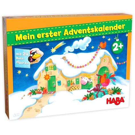 Auswahl an kommerziellen Adventskalendern für Kleinkinder: Ein Pixi-Bücher-Kalender, ein Holz-Adventskalender von HABA, ein Playmobil-Adventskalender.