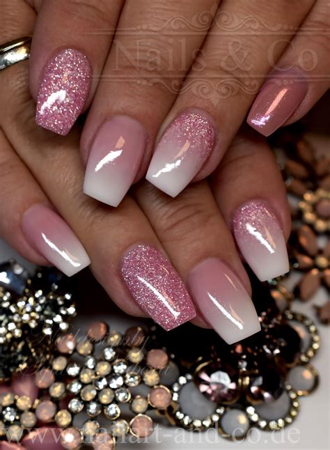 Beispiele für Nailart mit Acryl und Gel