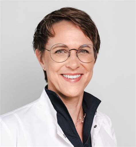 Portraitbild von Dr. med. Ines Naumann