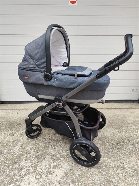 Detailaufnahme eines Ersatzrads für den Peg Perego Book S mit Größenangaben