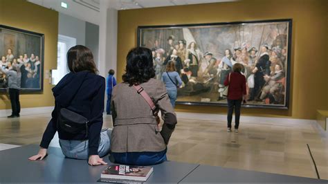 Instagram-taugliche Kulisse im Stil einer Kunstausstellung