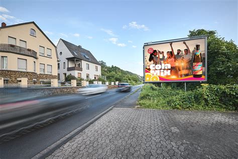 Beispiele für selbst gestaltete Teebeutel-Anhänger in verschiedenen Formen