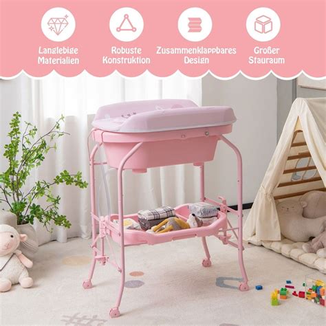 faltbarer Wickeltisch mit integrierter Babybadewanne