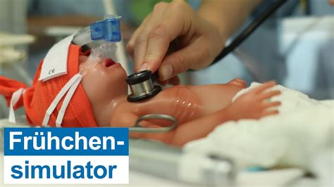 Realistisches Simulationsmodell eines Frühchens für medizinische Trainings
