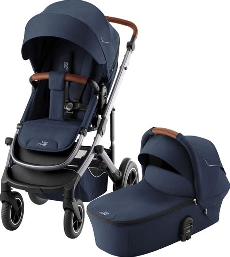 Detailansicht des Night Blue Windschutzes am Britax Römer Smile 5Z Sportsitz, der die wetterfeste und atmungsaktive Textur zeigt.