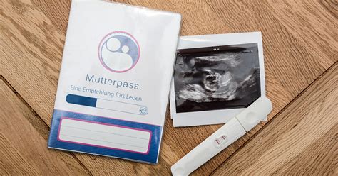 Mutterpass mit Eintragungen