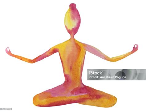 Fotografie von Claudia Ringgenburger in einer meditativen Yoga-Pose, umgeben von einer ruhigen und natürlichen Umgebung.